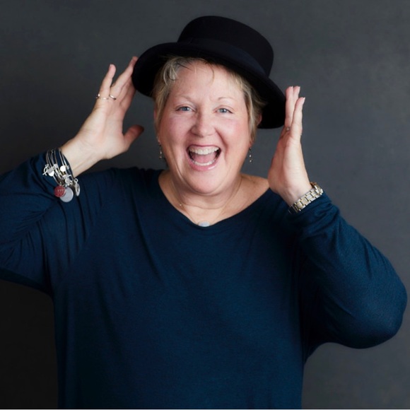 Meet your Posher, Kimmie - Picture 1 of 1